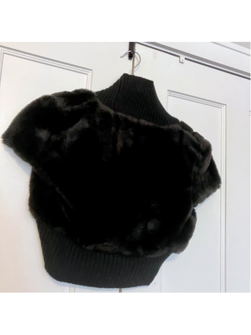 GLAM BLACK FAUX FUR BOLERO SHRUG - Picture 5 of 5